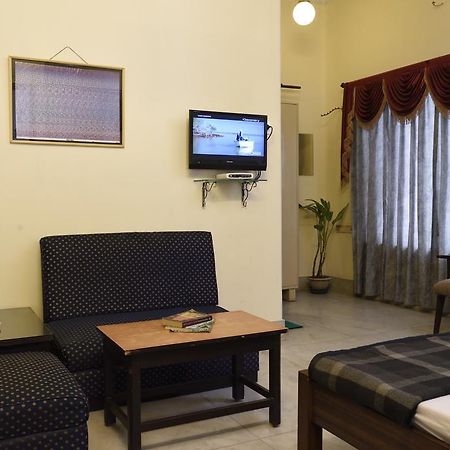 Hotel Esplanade Chambers Kolkata Exterior photo