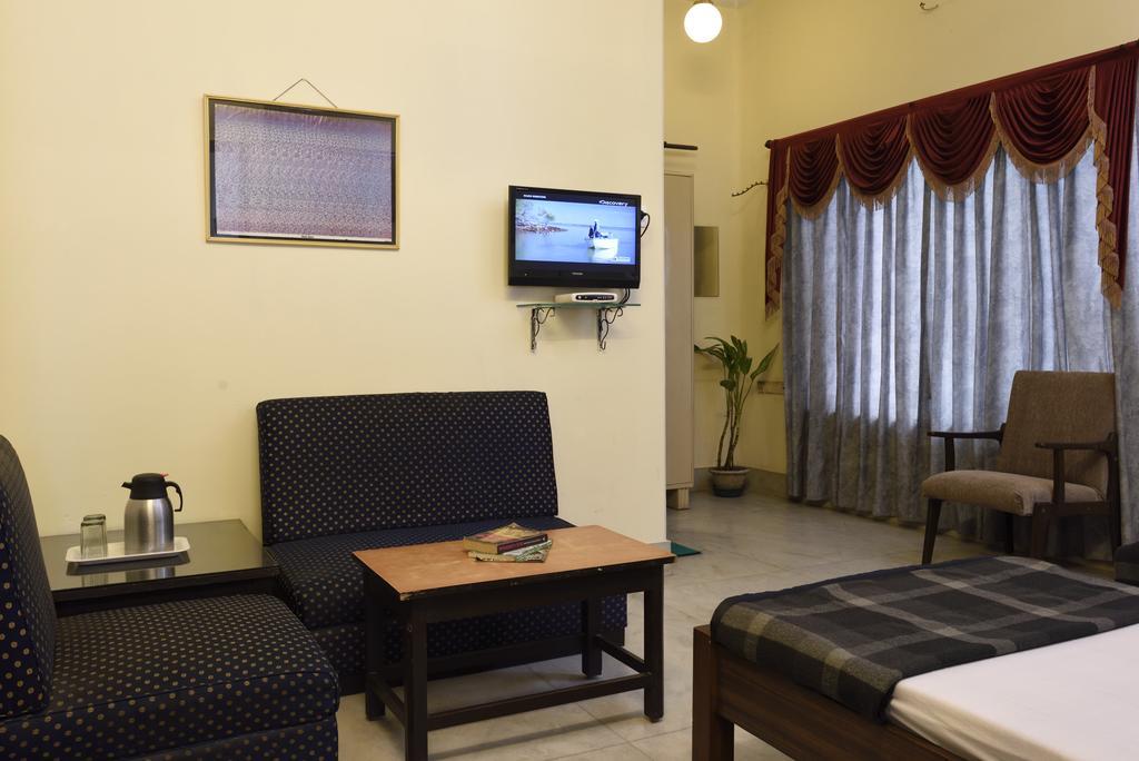 Hotel Esplanade Chambers Kolkata Exterior photo
