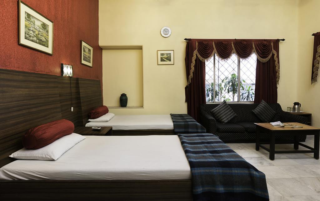 Hotel Esplanade Chambers Kolkata Exterior photo